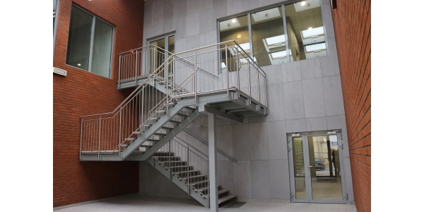 PB 00 H Basic 60x30x1cm VHCT beton architektoniczny